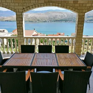 apartments-villa-anastazija.hotelinzadar.com/